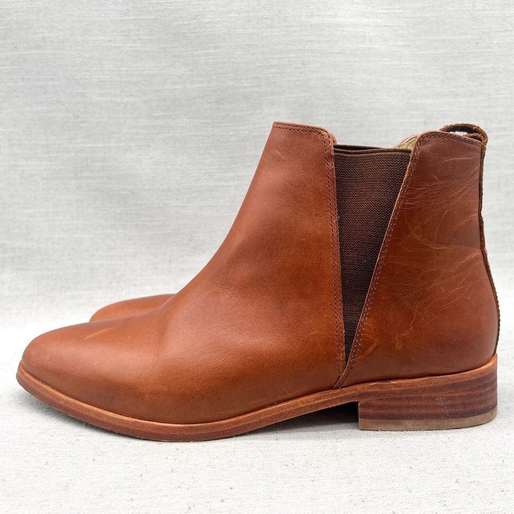 Nisolo Chestnut Leather Ankle Booties - Picture 5 of 14